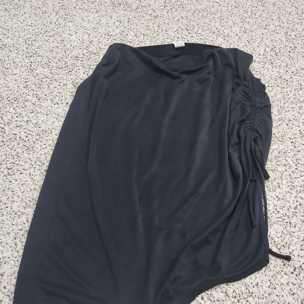 Chic Womens Black Gathered Skirt With Slit And Tie